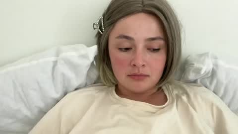 Snapshot of emily_morning_dew chatting on 23, 6, 2026 emily_morning_dew online show from 23, 6, 2026