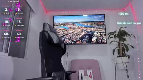 emily_palmeer online show from 22, 12, 2025