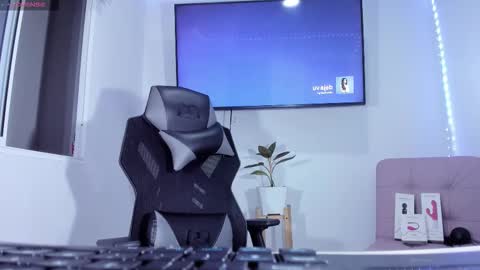 Snapshot of emily_palmeer chatting on 26, 3, 2026 emily_palmeer online show from 26, 3, 2026