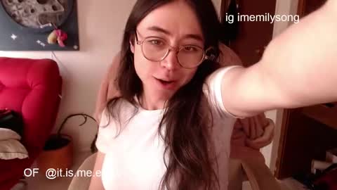 Snapshot of emily_pearl_ chatting on 14, 2, 2026 emily_pearl_ online show from 14, 2, 2026