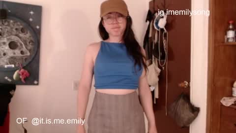 emily_pearl_ online show from 7, 4, 2026
