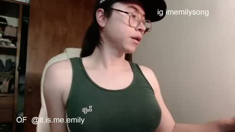 Snapshot of emily_pearl_ chatting on 12, 6, 2026 emily_pearl_ online show from 12, 6, 2026