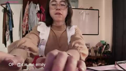 Snapshot of emily_pearl_ chatting on 21, 7, 2026 emily_pearl_ online show from 21, 7, 2026