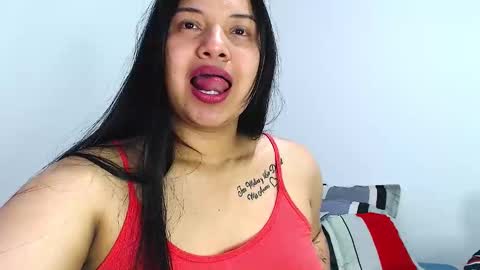 Snapshot of emily_rousee1 chatting on 9, 3, 2026 Sofia Gomez online show from 9, 3, 2026