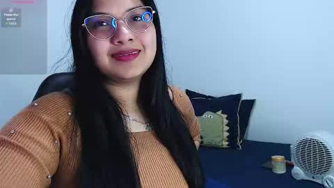 Snapshot of emily_rousee1 chatting on 19, 3, 2026 Sofia Gomez online show from 19, 3, 2026