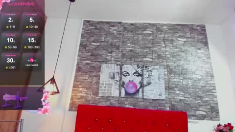 emily_sc online show from 8, 1, 2025