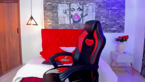 emily_sc online show from 8, 10, 2025