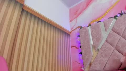 emily_velvet_ online show from 15, 5, 2026