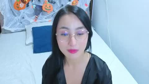 emily_vermont online show from 26, 10, 2025