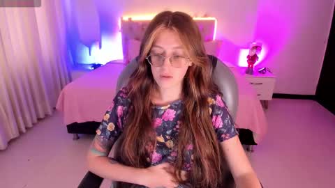 emily_warren__ online show from 20, 12, 2025