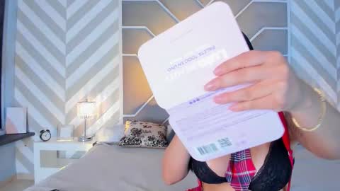 Emily White online show from 28, 10, 2025