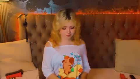 Snapshot of emilyangels chatting on 13, 5, 2026 Baby Emelli online show from 13, 5, 2026