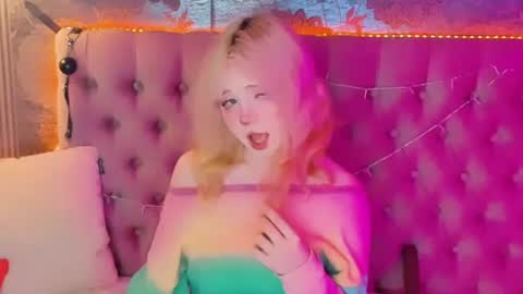 Baby Emelli online show from 3, 7, 2026