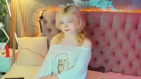 Baby Emelli online show from 6, 7, 2026
