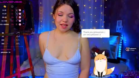 Snapshot of emilyart_ chatting on 4, 2, 2025 artist Emily online show from 4, 2, 2025