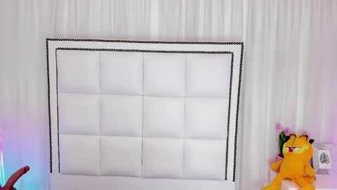  EMILY  online show from 23, 11, 2025