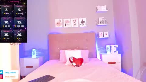 Emi Fit online show from 14, 12, 2025