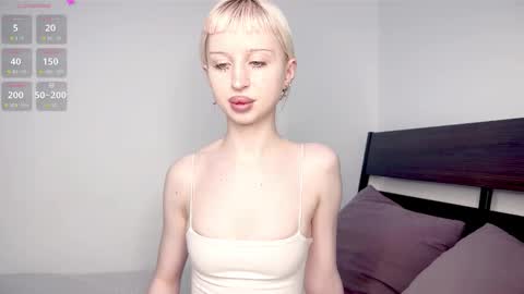 Snapshot of emilycutegirl chatting on 21, 2, 2026 Emily online show from 21, 2, 2026