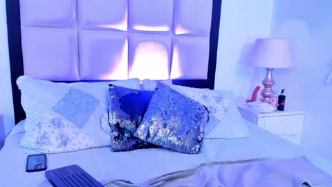 Emily online show from 11, 12, 2024