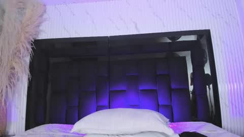 Snapshot of emilyevanss1_ chatting on 9, 5, 2026 Emily online show from 9, 5, 2026