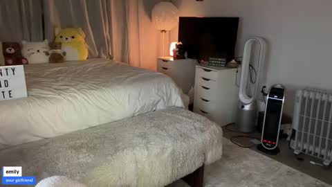 emilyfawn online show from 14, 12, 2025