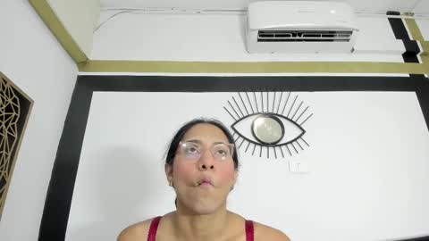 Snapshot of emilygomezz chatting on 31, 10, 2025 Emily online show from 31, 10, 2025