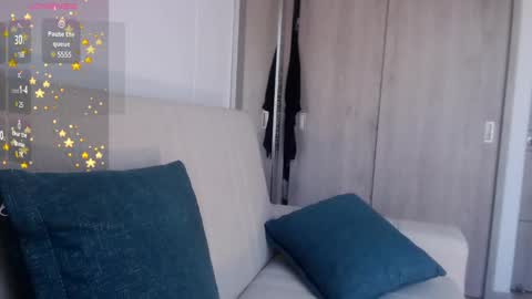 Snapshot of emilyguss chatting on 10, 12, 2024 Emily online show from 10, 12, 2024