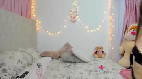 Snapshot of emilyharrix chatting on 23, 2, 2025 Emily online show from 23, 2, 2025