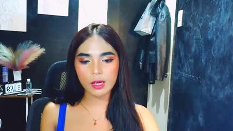 emilyhotasian online show from 10, 4, 2026