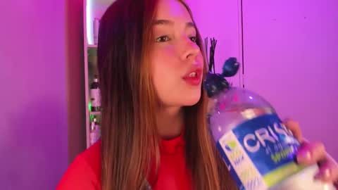 Snapshot of emilykarterr chatting on 9, 1, 2025 VALEEEN online show from 9, 1, 2025