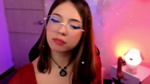 Snapshot of emilykarterr chatting on 3, 7, 2026 VALEEEN online show from 3, 7, 2026