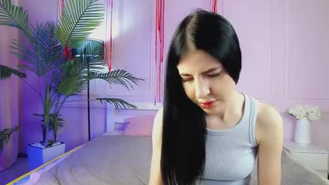 Snapshot of emilyramsey chatting on 17, 5, 2026 Emily online show from 17, 5, 2026