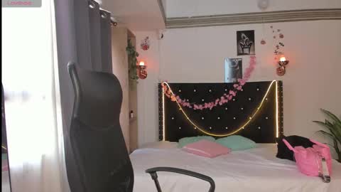 Snapshot of emilyrousex chatting on 9, 3, 2025 emilyrousex online show from 9, 3, 2025