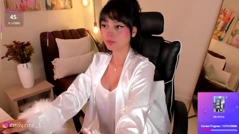 Snapshot of emilyruiz1 chatting on 7, 5, 2026 Emily online show from 7, 5, 2026