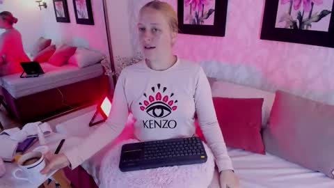 Summer 3 online show from 5, 12, 2025