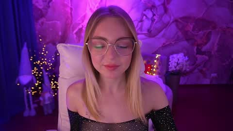  MY NAME IS Emily WELCOME EVERYONE I WILL BE HAPPY TO GIVE YOU WHAT YOU HAVE DREAMED OF FOR SO LONG online show from 16, 1, 2025