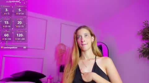 E M I L Y online show from 18, 10, 2025
