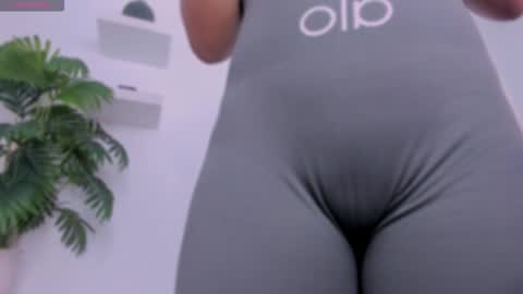 emilyy_kim online show from 10, 2, 2026