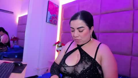 Emilyy Moon online show from 8, 6, 2026