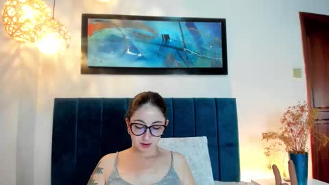 Emilyy Watson online show from 14, 12, 2025