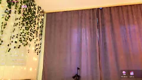 emimiy online show from 11, 11, 2025