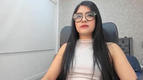 emma  online show from 29, 10, 2025