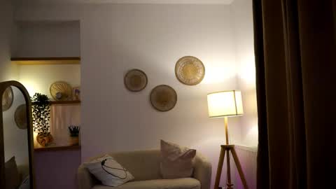 Your Emma online show from 3, 3, 2025