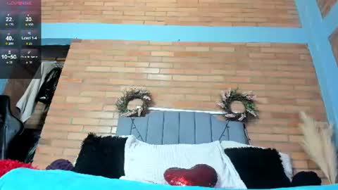 Hey Im EmmaHelp me reach 100 likes online show from 29, 6, 2026