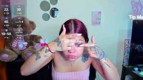 Snapshot of emma_boo_ chatting on 23, 2, 2026 emma_boo_ online show from 23, 2, 2026