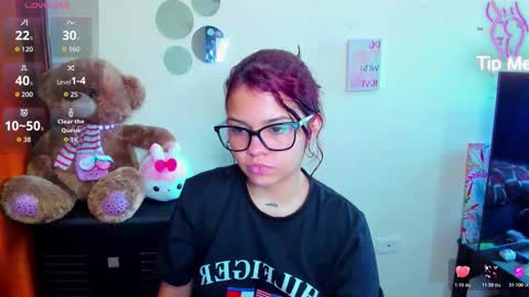 Snapshot of emma_boo_ chatting on 1, 3, 2026 emma_boo_ online show from 1, 3, 2026