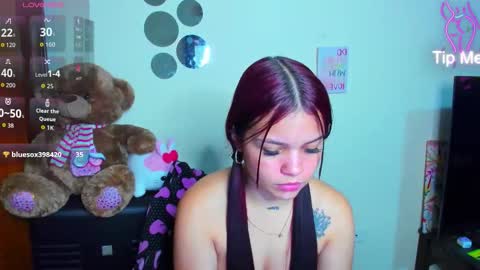 Snapshot of emma_boo_ chatting on 17, 3, 2026 emma_boo_ online show from 17, 3, 2026