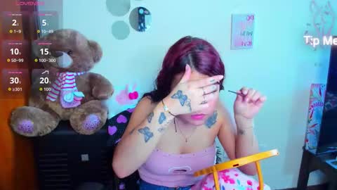 Snapshot of emma_boo_ chatting on 19, 3, 2026 emma_boo_ online show from 19, 3, 2026