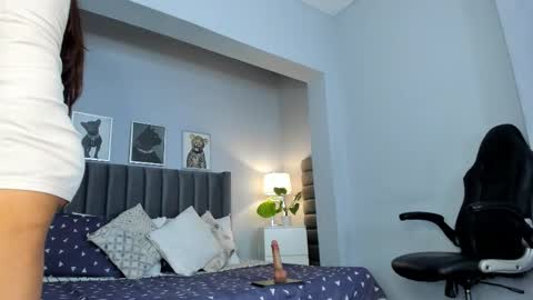 Emma online show from 6, 2, 2026