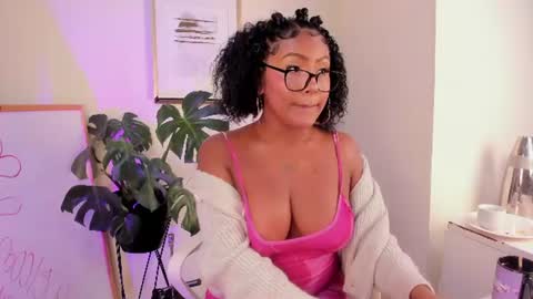 Snapshot of emma_dancer chatting on 27, 7, 2026 emma online show from 27, 7, 2026